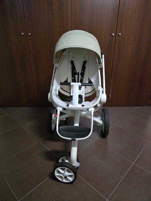 Carrinho bebé Quinny Mood + Acessórios