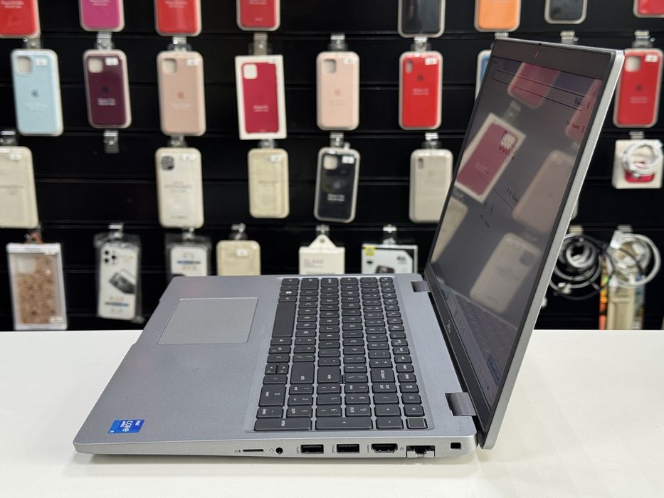 Dell Latitude 5520 15.6 Full hd ips i5-11