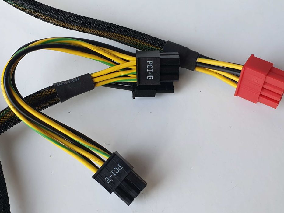 Кабель живлення відеокарти 8-pin (PSU) → 2× PCIe 6+2 pin PCIe Antec Neo ECO.