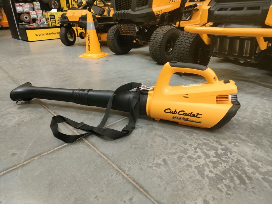 dmuchawa cub cadet LM3 EB 80VLI-ION akumulatorowa