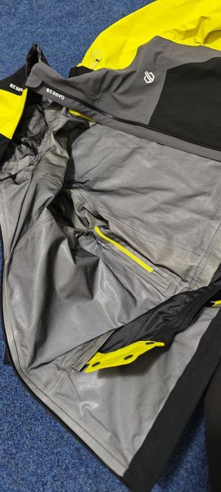 Водонепроникна мембранна термо куртка Roving Jacket L (нова)
