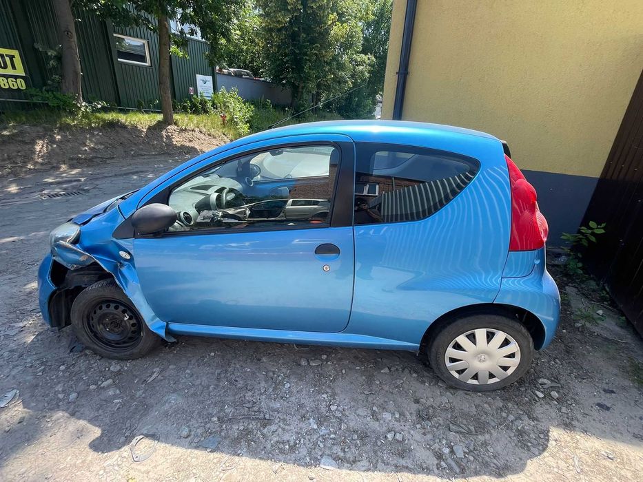2007 PEUGEOT 107 1.0 12V CFA 68 KM Lakier KMN Silnik części