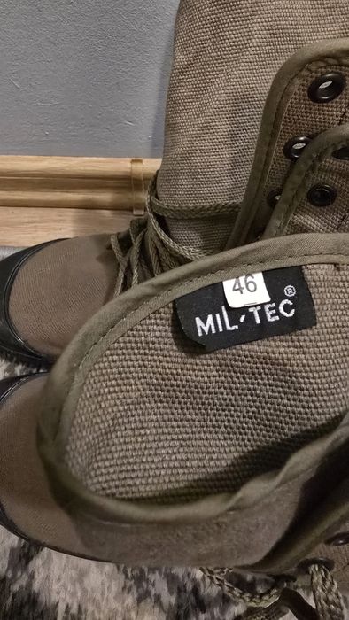 Buty trzewiki wojskowe khaki trampki 46 28cm wkładka Mil tec