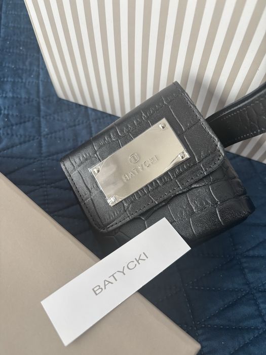 Skórzane etui na pasku Batycki