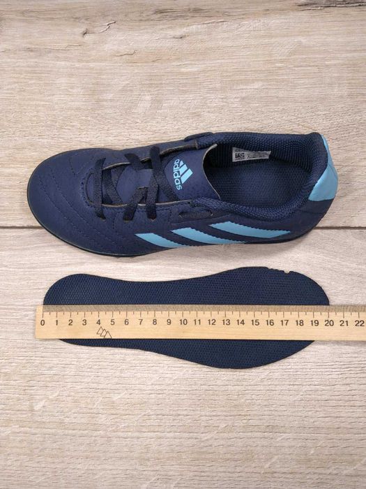 Сороконіжки футзалки adidas 31р