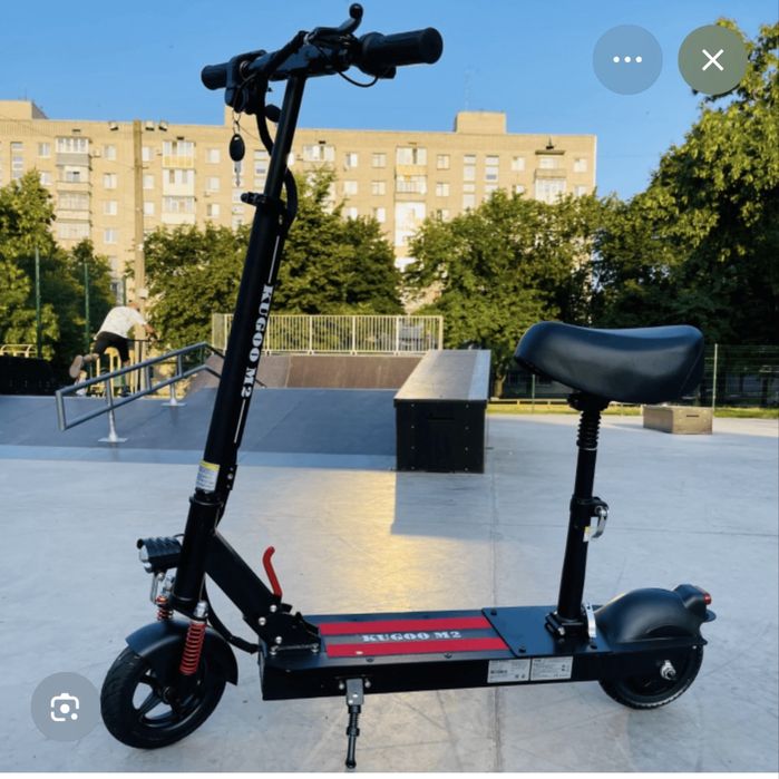 Продам самокат Kugoo M2