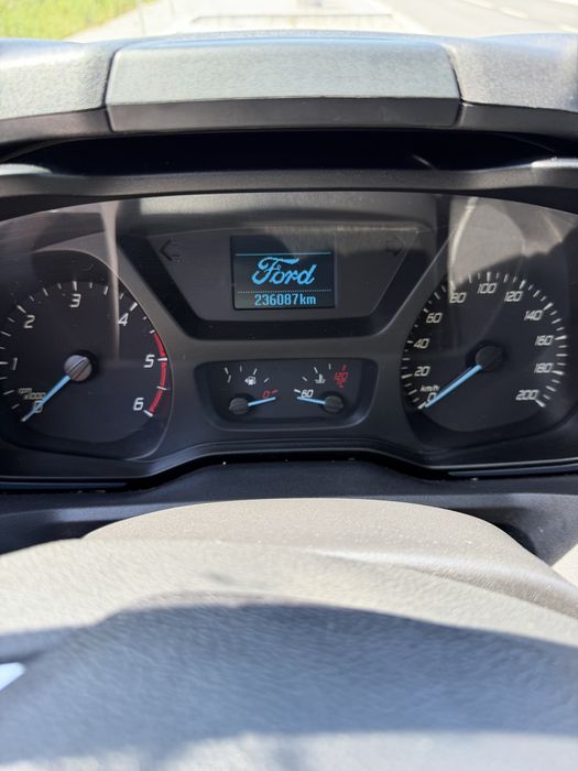 Incrivel Ford Transit Custom
