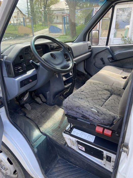 Mercedes-Benz Sprinter спрінтер 412