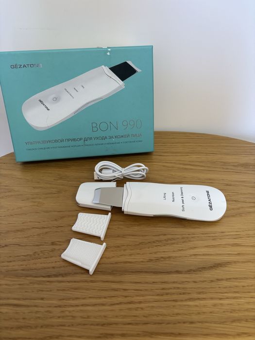 Апарат УЗТ чищення обличчя Gezatone BON-990