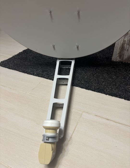 Talerz anteny satelitarnej 95 cm z konwerterem