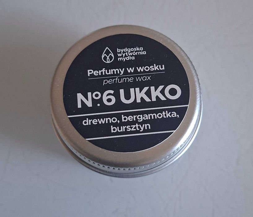 Perfumy w wosku, Bydgoska Wytwórnia Mydła, drewno, bergamotka, bursztyn