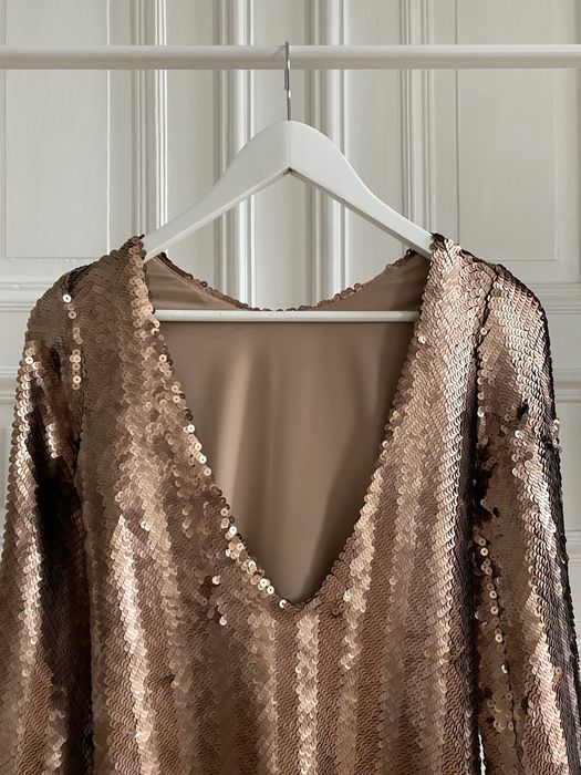 Sequin Dress - suknia z tkaniny cekinowej