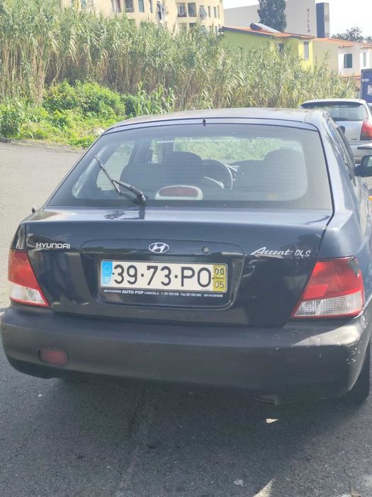 Hyundai Accent 1.3 85cv