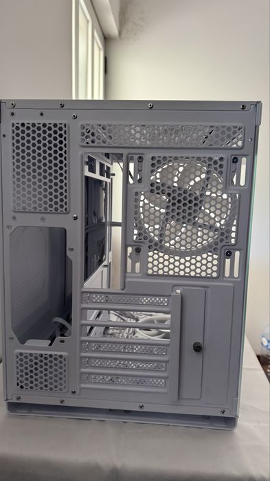 C3T500 Gabinete ATX Torre Média de Vidro