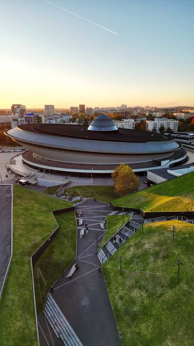 USŁUGI DRONEM - Zdjęcia i Filmy 4K z Drona | Nieruchomości | Działki