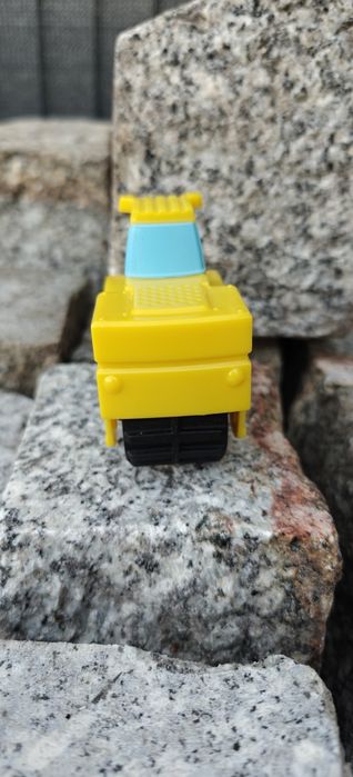 Samochód auto walec z oczami, Tonka 10 cm