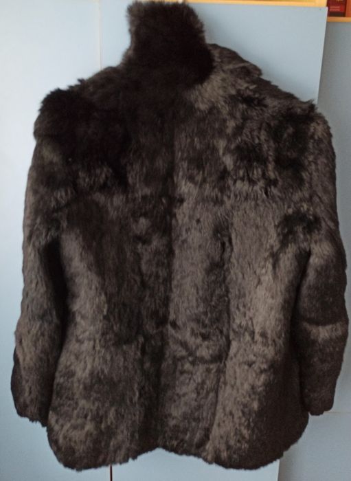 Naturalne czarne futro z królika