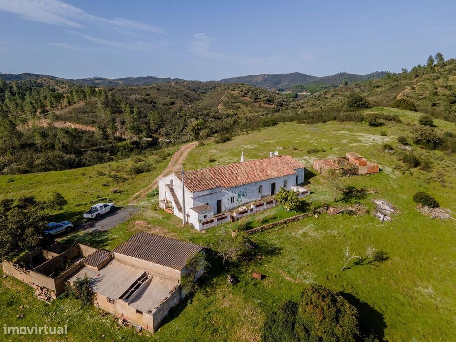 Quinta com 9,4 hectares em Lagar – São Bartolomeu de Messines | Nature