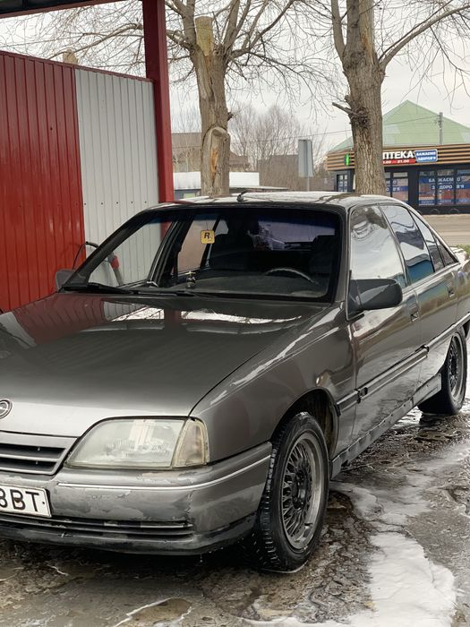 Opel omega А 1987