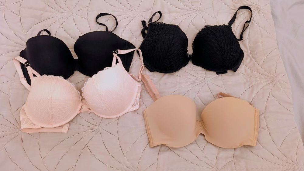 Biustonosz stanik Triumph 4 szt. 2x 80c,2x 75e