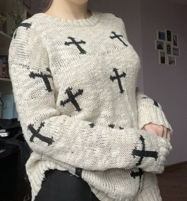 Sweter w krzyze S New Yorker bezowy
