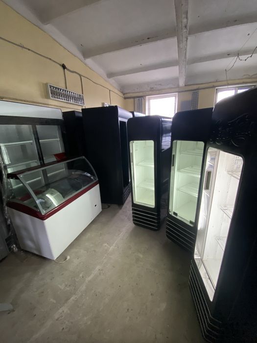 Холодильник для напитков Витрина Ларь Регал