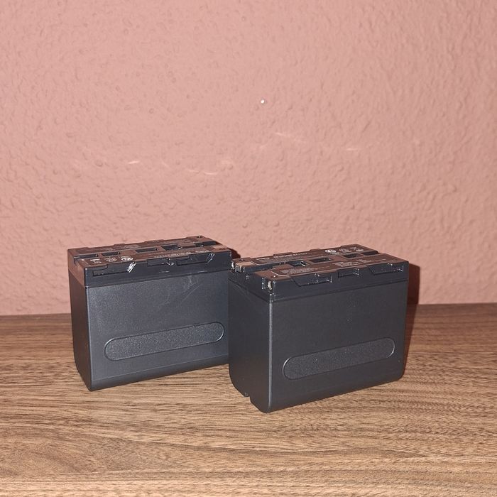 Zestaw baterie + ładowarka NP-F960/970 SmallRig