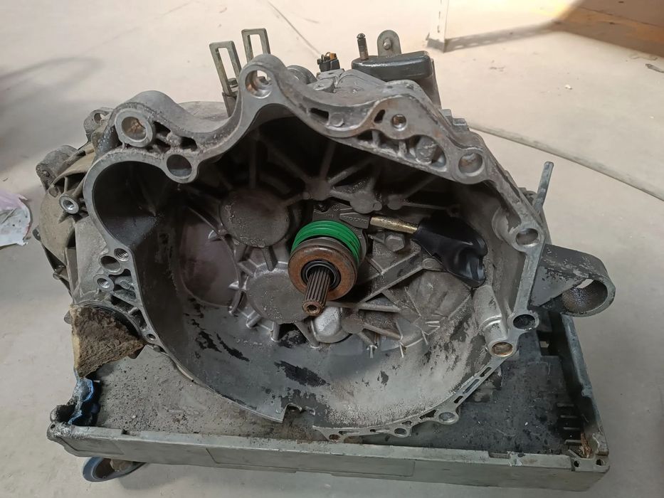Caixa de velocidades Volvo - 2.5 TDI / S70 / V70 / S80