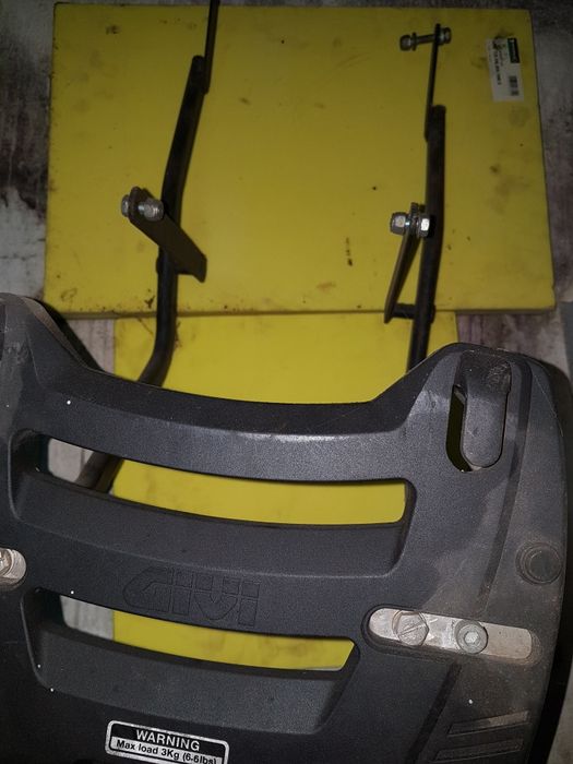 Givi mala mais suporte para CB750