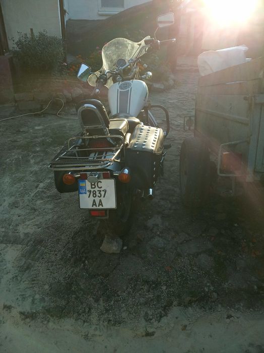 Продам круизер, на ходу.Продам деу 1,3 бензин на ходу кожен день по ТП.Не гнила.