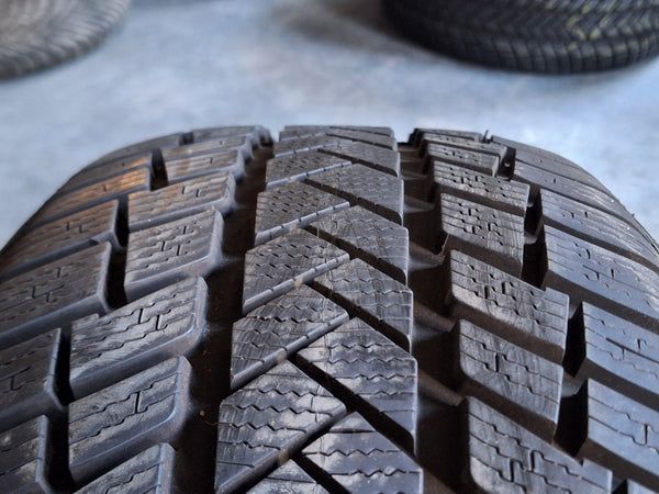 Pneus Vredestein Wintrac PRO+ 235/45 R20