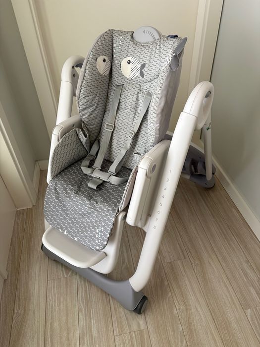 Cadeira de Papa Chicco Polly2Start Dots