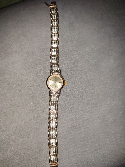 Золотий годинник