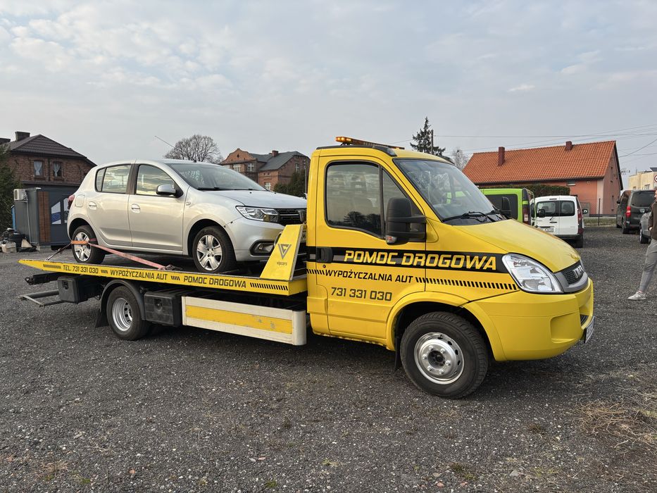 Pomoc drogowa holowanie awaria wypadek osobowe bus suv