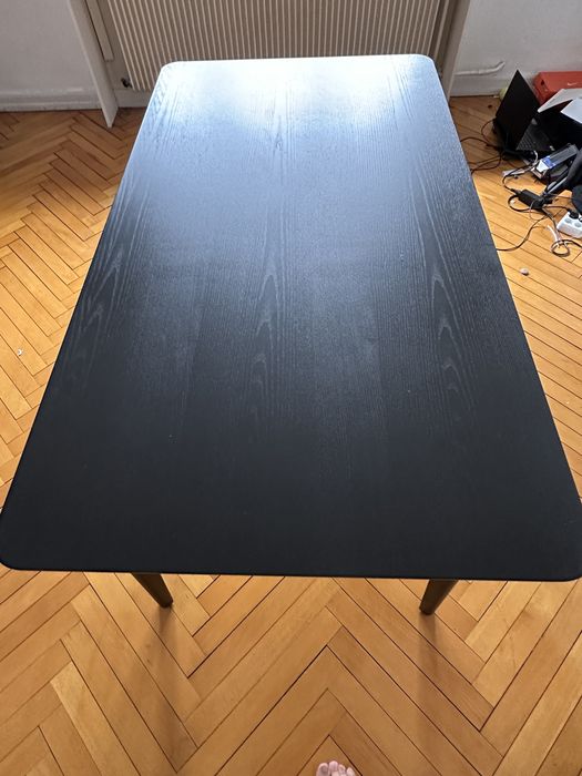 Mesa para sala ou escritório