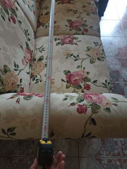 Sprzedam sofę i dwa fotele