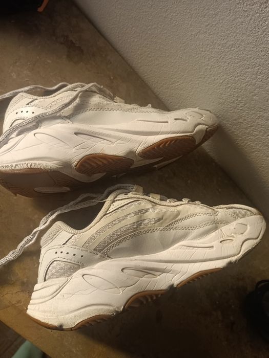 Tênis Adidas Yeezy