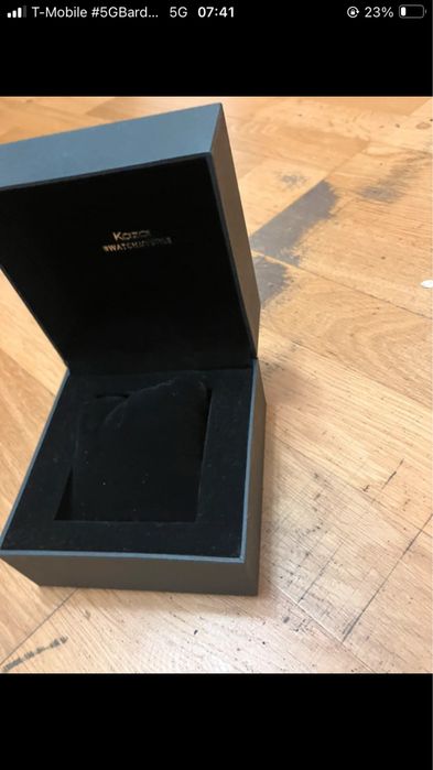 Pudełko od zegarka Kazar,stan bardzo dobry