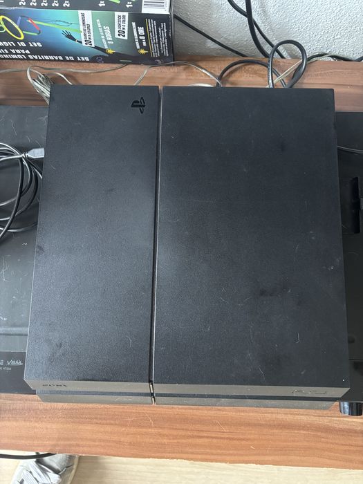 Playstation 4 1 TB +12 jogos