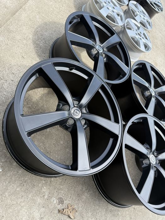 Диски 21 5.114,3 ET40 10,5Jx21H2 Tesla Y Різно Широкі