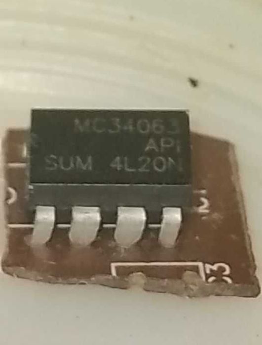 интегральный преобразователь напряжения MC34063A (б/у)
​Опис