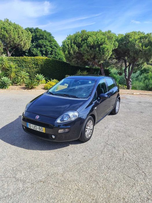 Fiat Punto 1.3 MultiJet Lounge / Easy (2015) – 5 Portas – Nacional – 157.000 km – Impecável