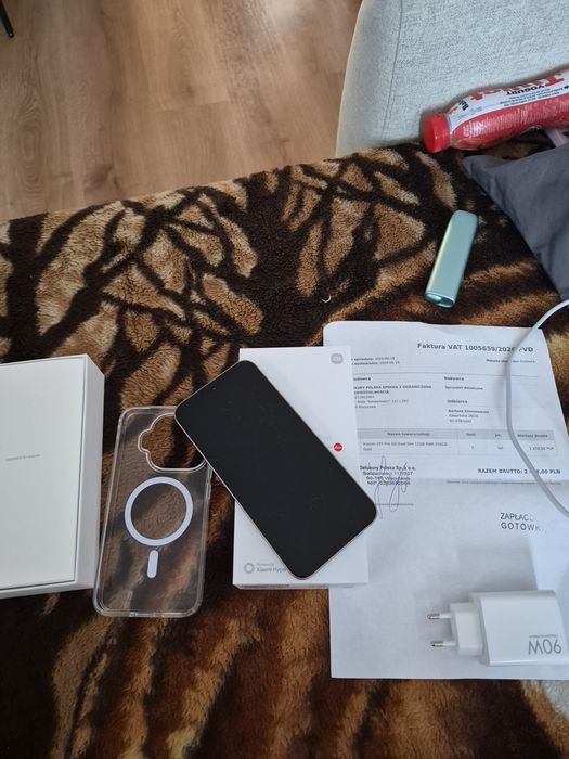 Xiaomi 15T pro 12/256 Mocha Gold 100% Bateria