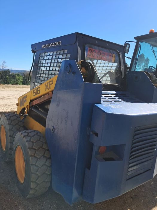 Vendo bobekat 516 MF com matrícula