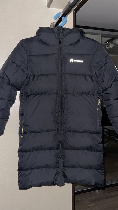 Подовжений хлопчачий пуховик