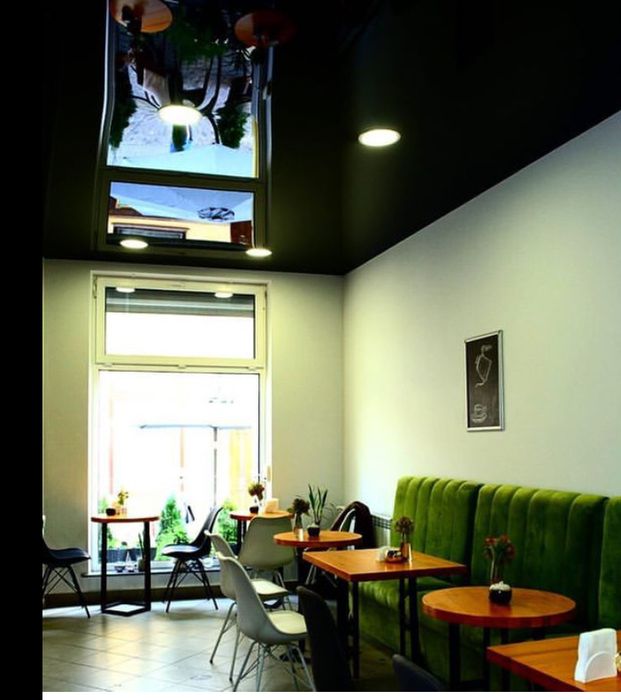 Продам столи Loft круглі та прямокутні