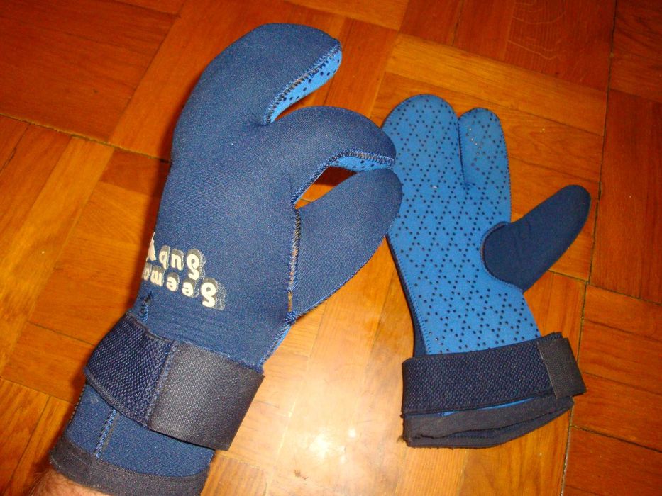 Варежки неопреновые SEEMANN SUB, размер M ( 17-19 см ), толщина 7 мм