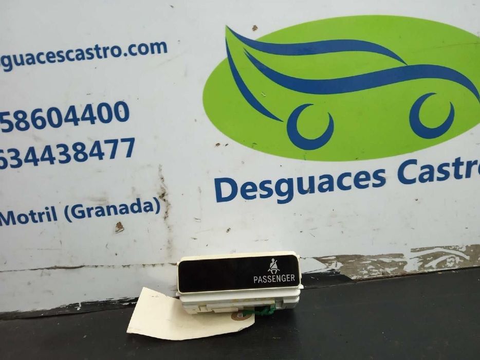 ECRÃ MULTIFUNÇÕES TOYOTA PRIUS FASTBACK 2004 -3395047010