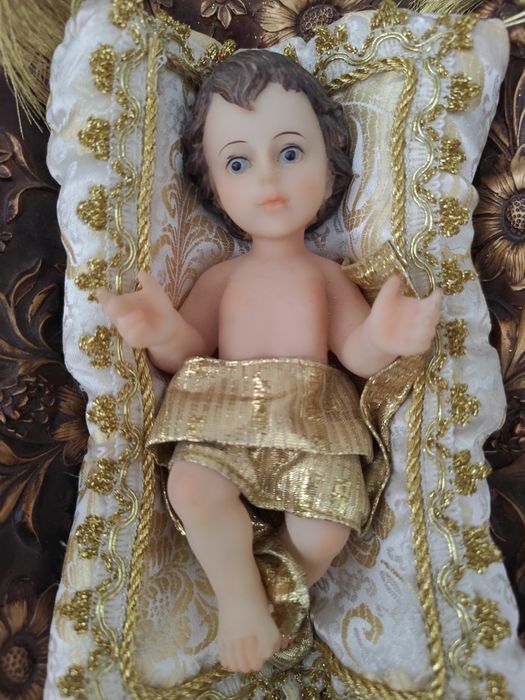 Menino Jesus em berço