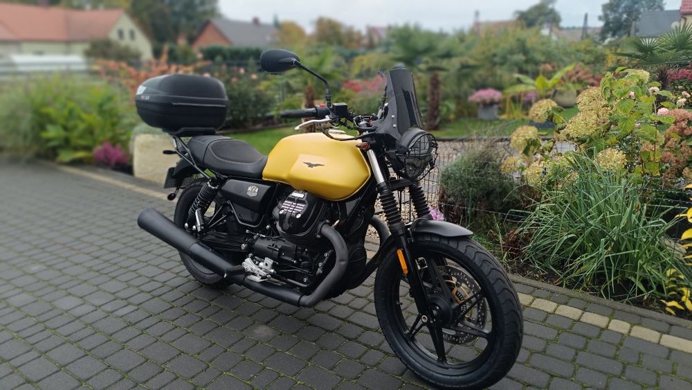Moto Guzzi v7  850cm